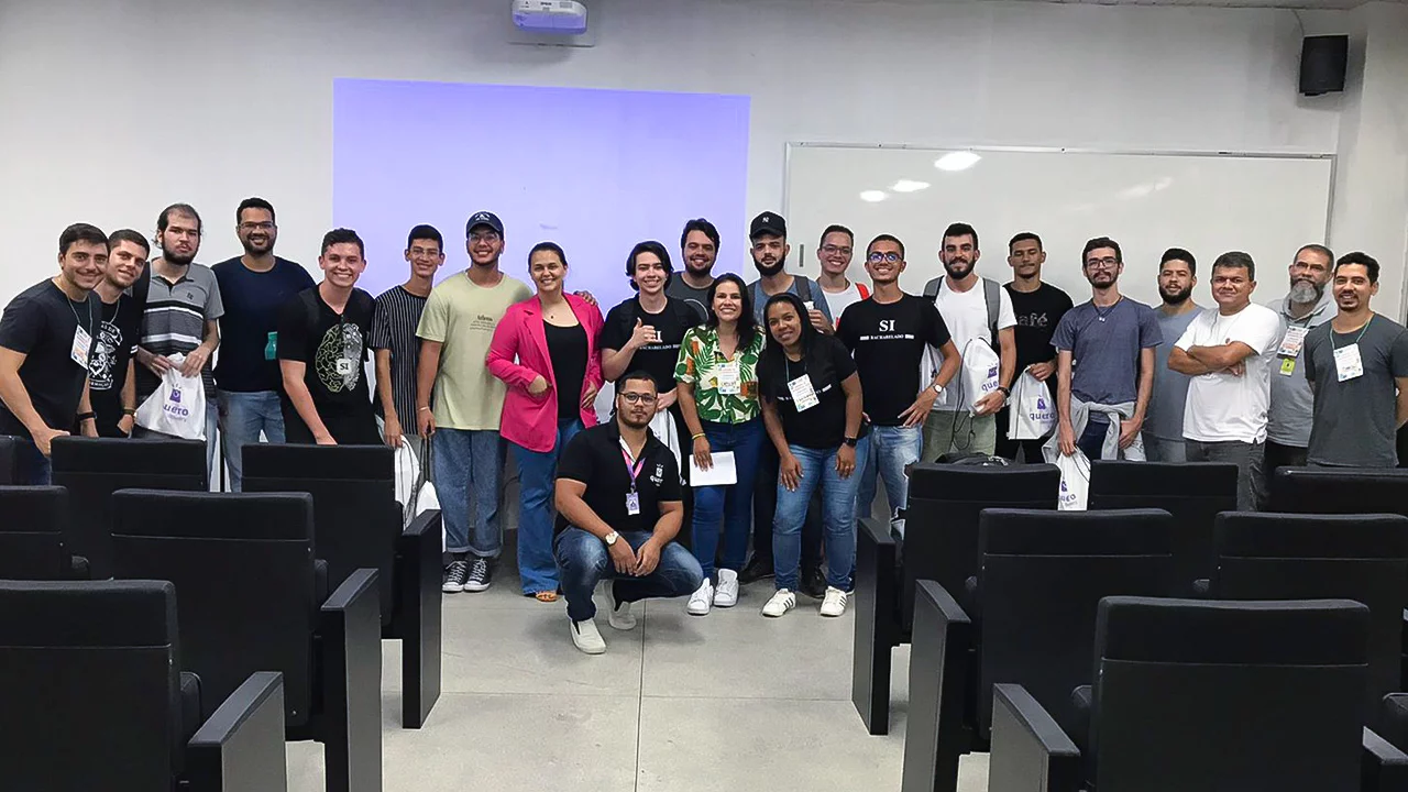 Estudantes reunidos na Jornada de Informática do IFS